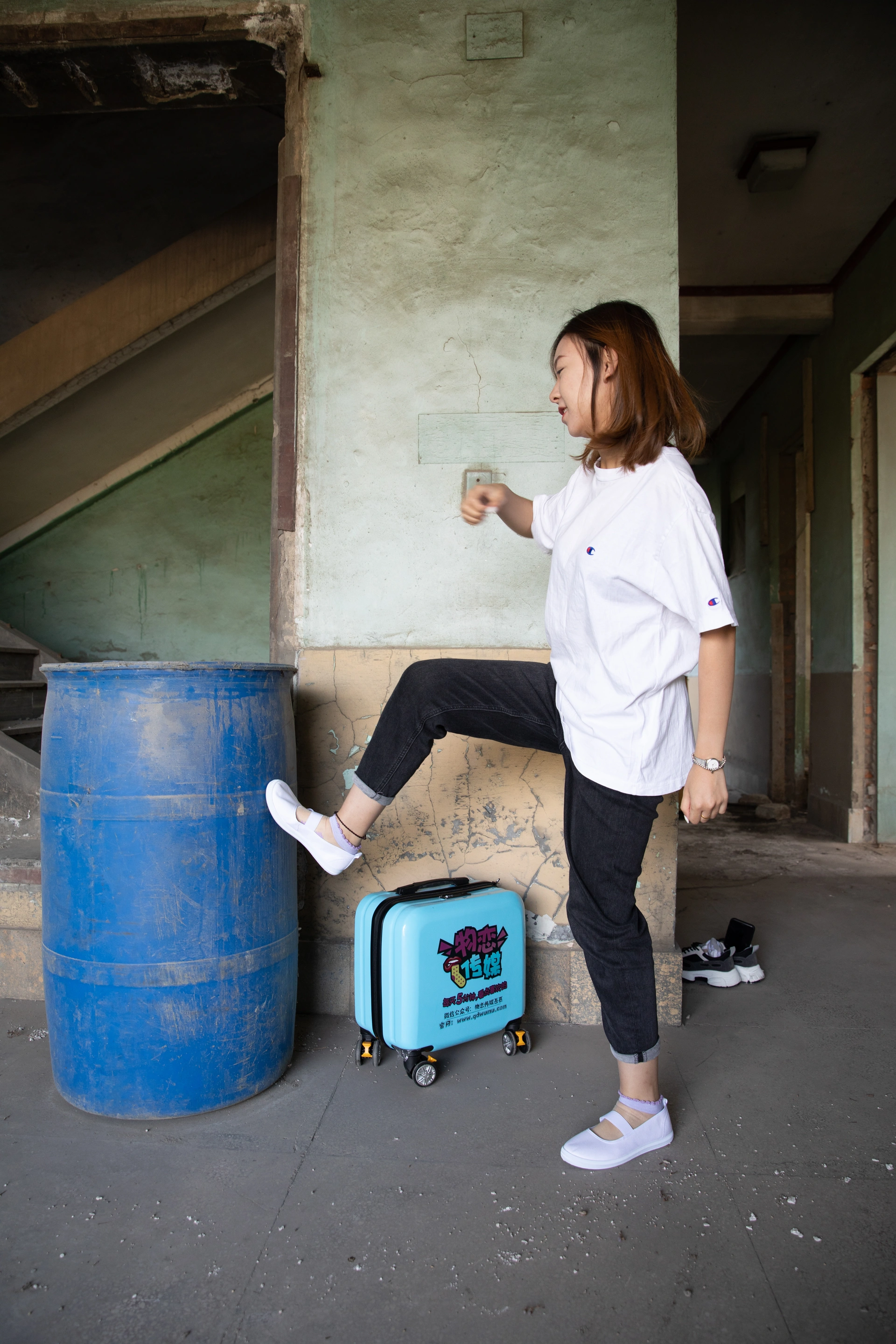 物恋传媒 NO.766 婷婷-东篱南山 2